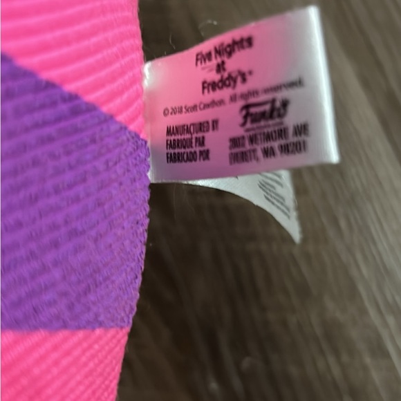 Five nights at Freddy’s jumbo cupcake plush - Picture 2 of 2